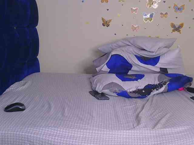 PinkKittyy webcam