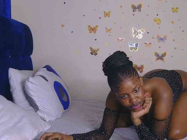 PinkKittyy webcam