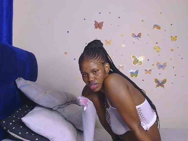 PinkKittyy webcam