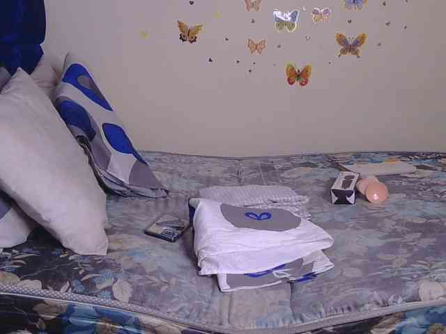 PinkKittyy webcam