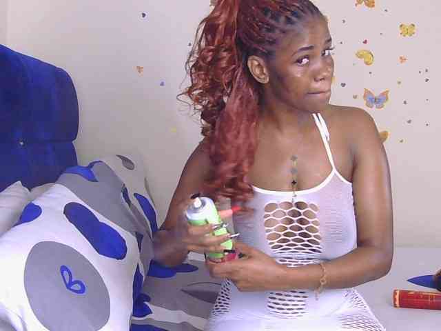 PinkKittyy webcam