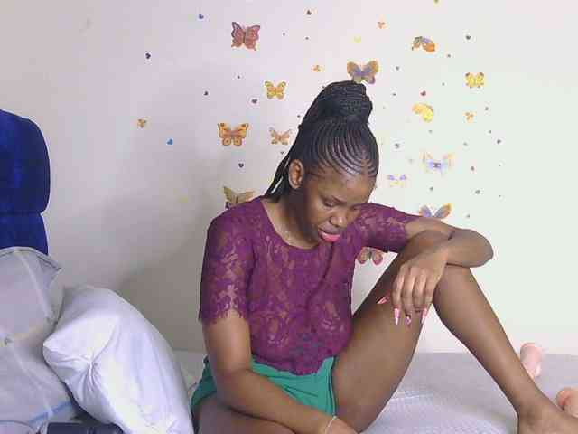 PinkKittyy webcam