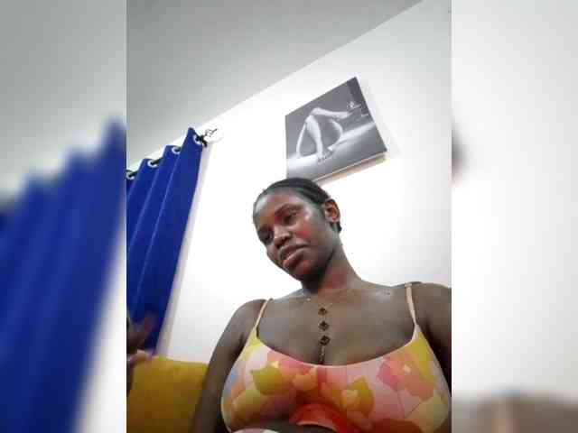 PinkKittyy webcam