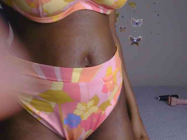 PinkKittyy webcam
