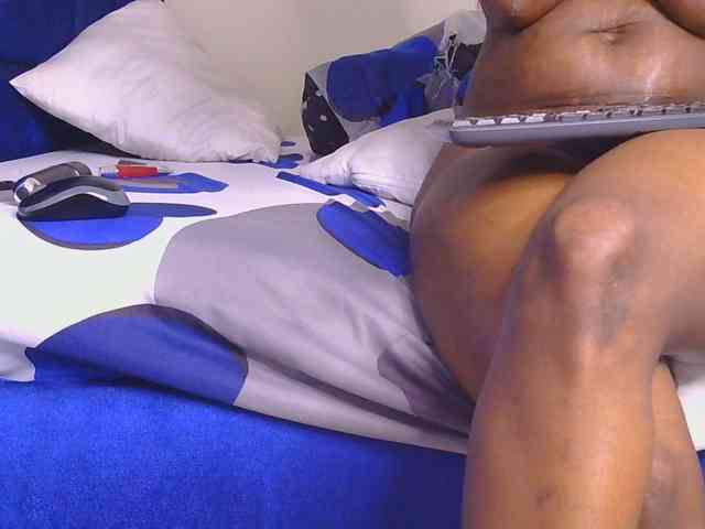 PinkKittyy webcam
