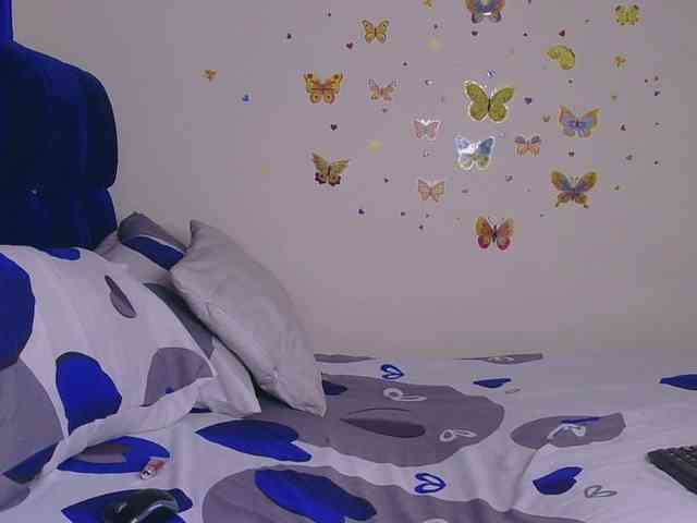 PinkKittyy webcam