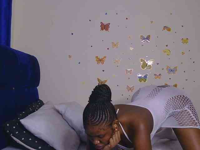 PinkKittyy webcam