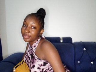 KittyKissess Porn Show