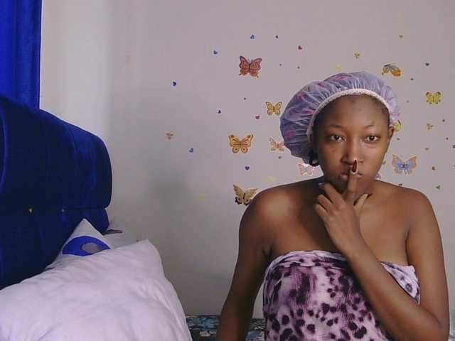 KittyKissess