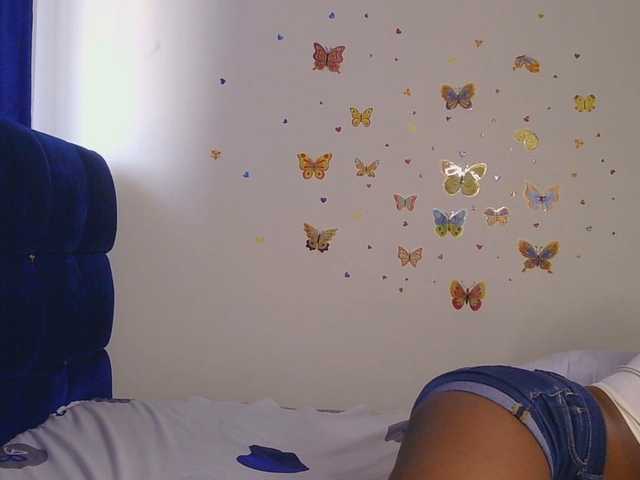 KittyKissess