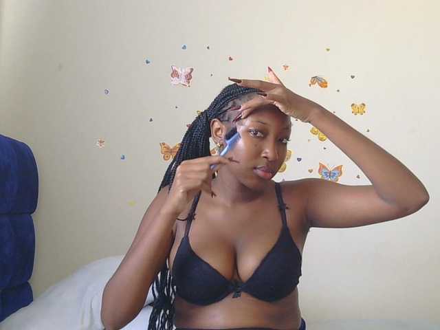 KittyKissess
