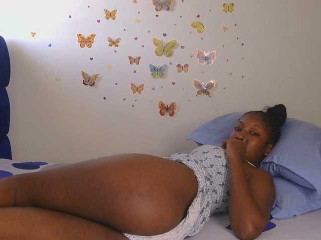 Preview of kittykissess