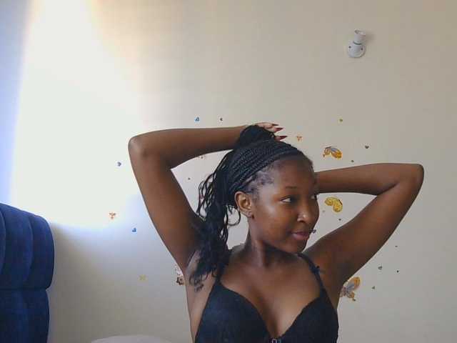 KittyKissess