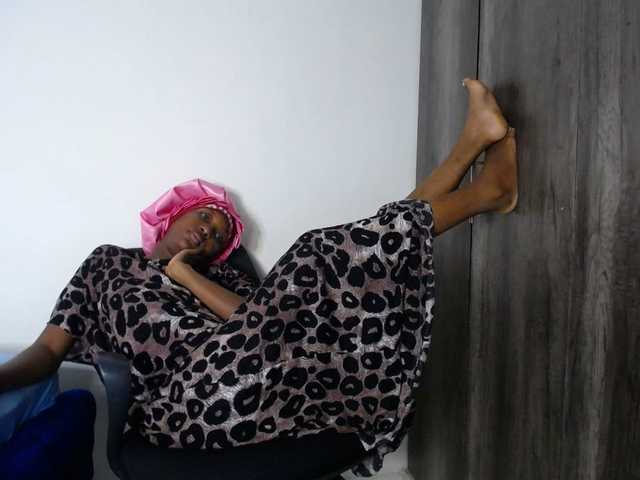KittyKissess
