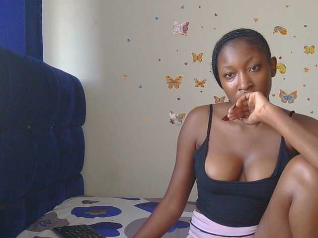KittyKissess
