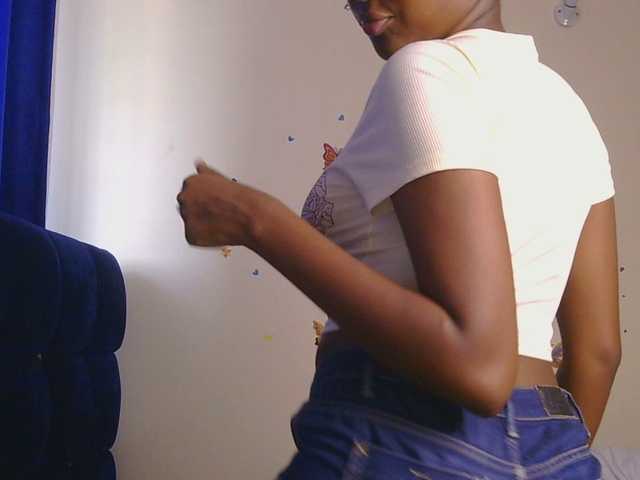 KittyKissess