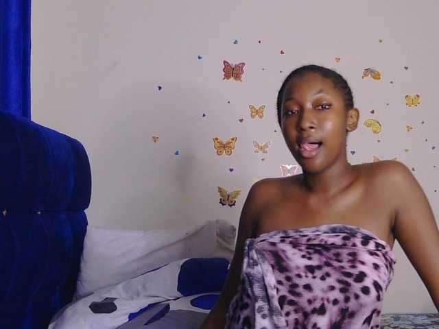 KittyKissess