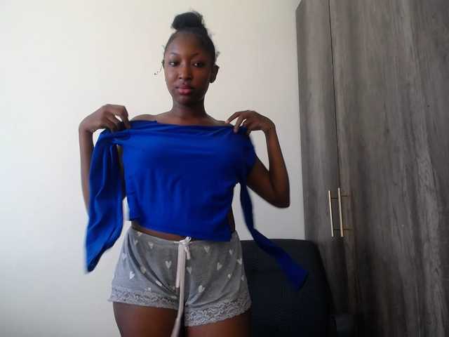KittyKissess