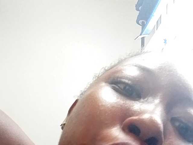 KittyKissess's BongaCams show and profile