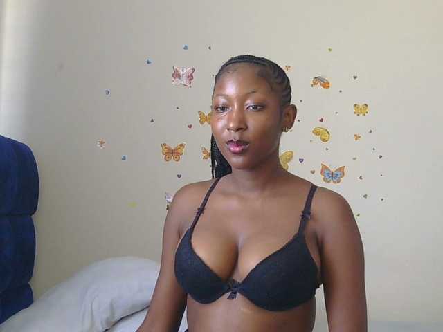 KittyKissess