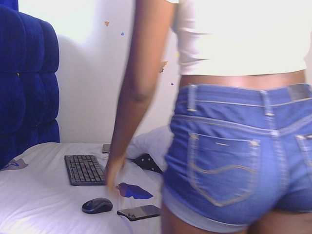 KittyKissess