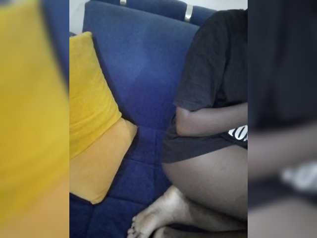 KittyKissess webcam bongacams model stream image