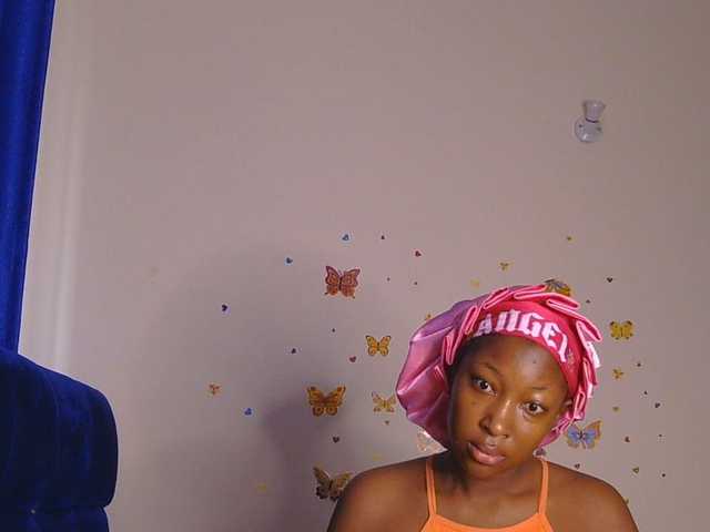 KittyKissess