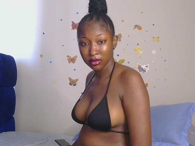 KittyKissess's BongaCams show and profile