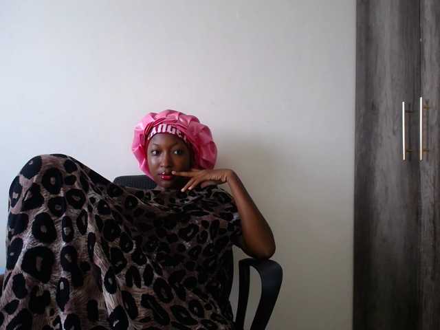 KittyKissess