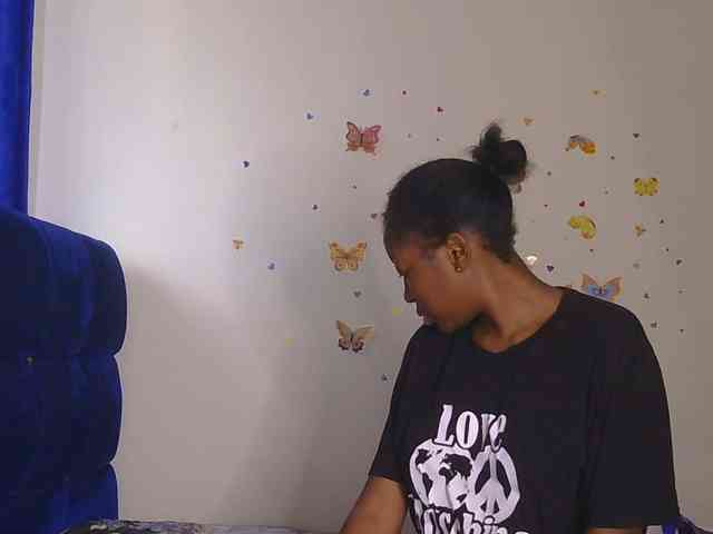 KittyKissess