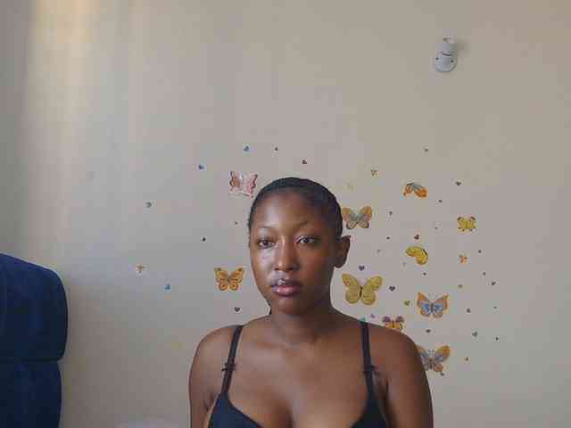 KittyKissess