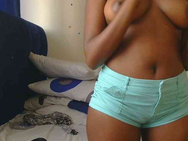 KittyKissess
