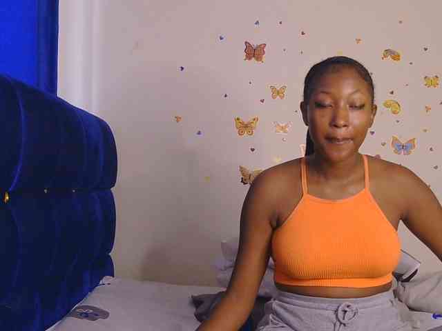 KittyKissess