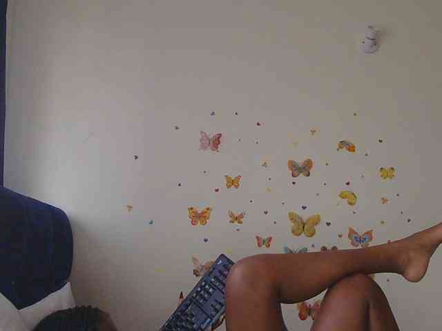 KittyKissess webcam