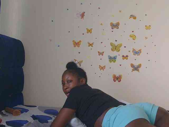 KittyKissess