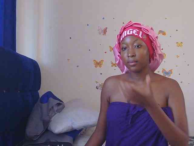 KittyKissess