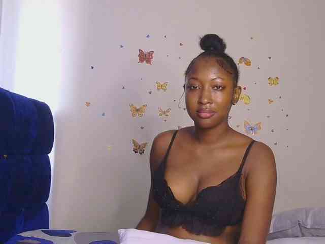 KittyKissess