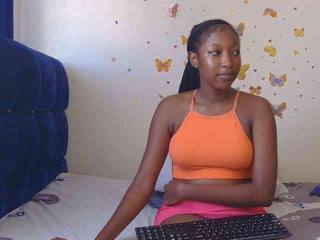KittyKissess