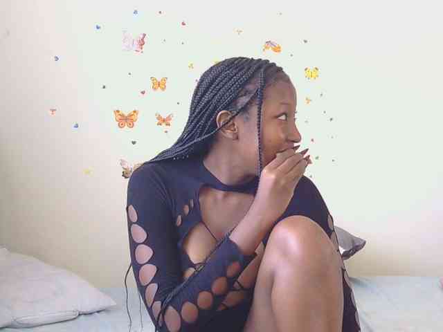 KittyKissess KittyKissess