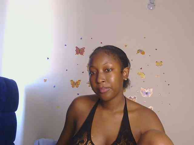 KittyKissess