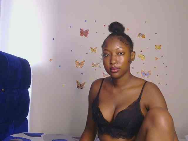 KittyKissess