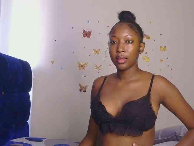 KittyKissess