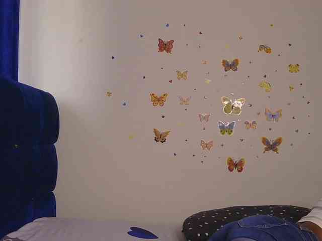 KittyKissess webcam