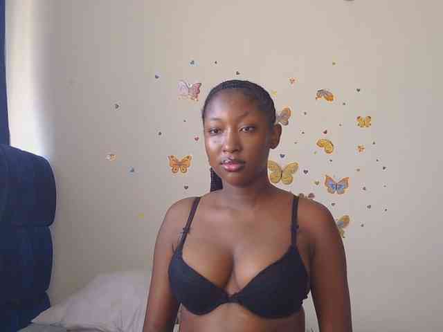 KittyKissess