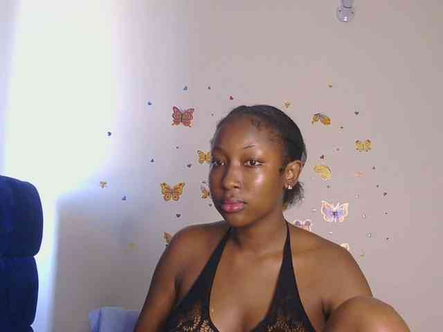 KittyKissess