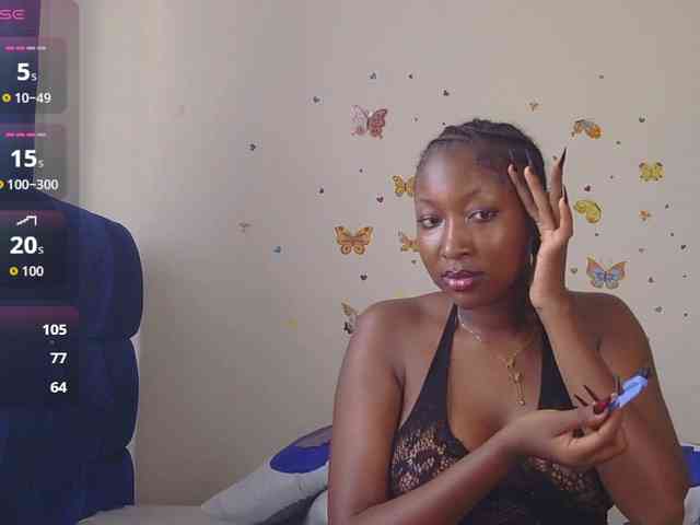 KittyKissess webcam