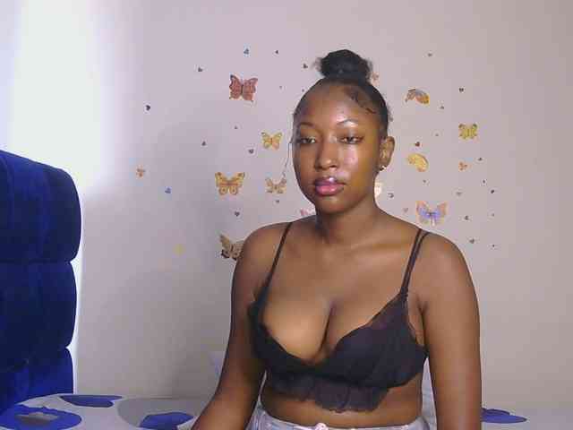 KittyKissess