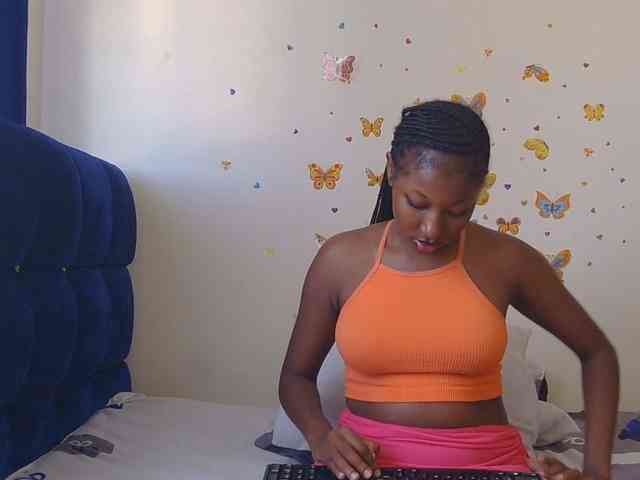 KittyKissess