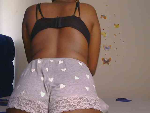 KittyKissess