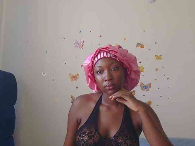 KittyKissess
